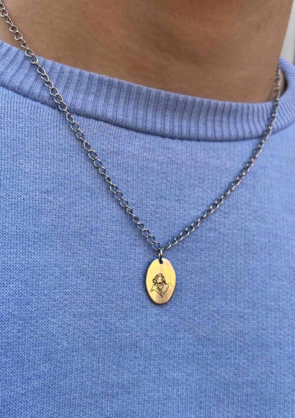 Jesus Christus Anhänger mit Kette, christliches Schmuckstück, religiöser Anhänger, christliche Accessoires.
