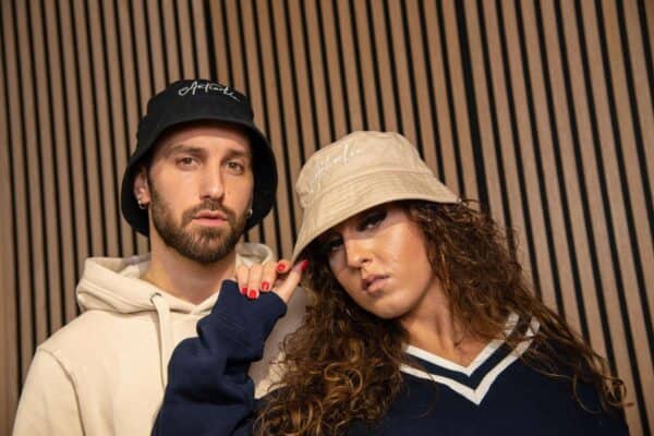 Moderne christliche Mode für Männer und Frauen, Bibelvers-Designs, Streetwear.