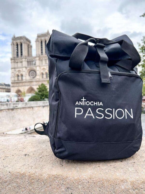 Große schwarze Christliche Tasche mit Passionsaufdruck, ideal für Glaubensreisen.