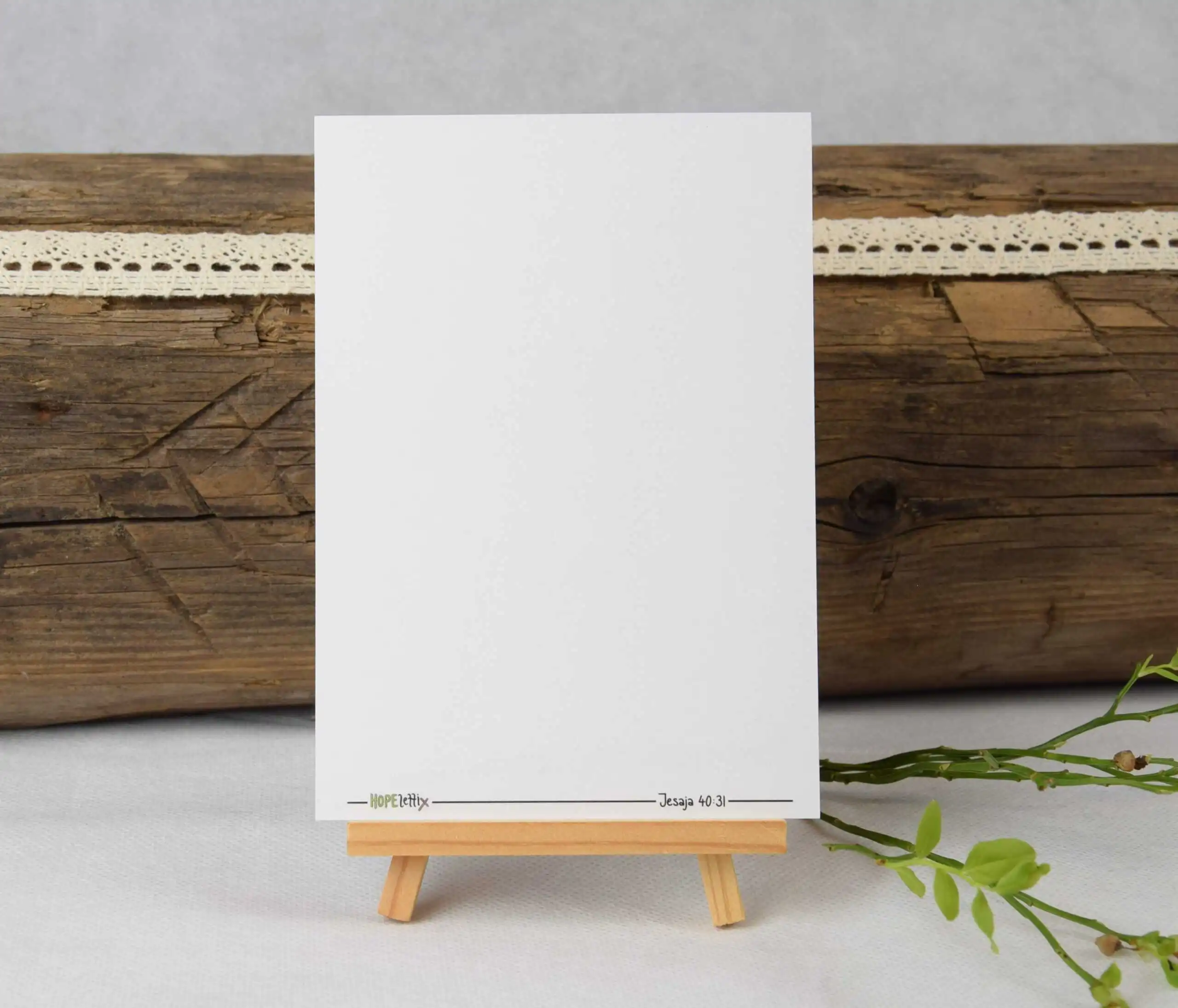 Karte Flügel wie Adler 3 Segenskarte mit Bibelspruch auf Holzständer, christliche Grußkarte, religiöse Botschaft.