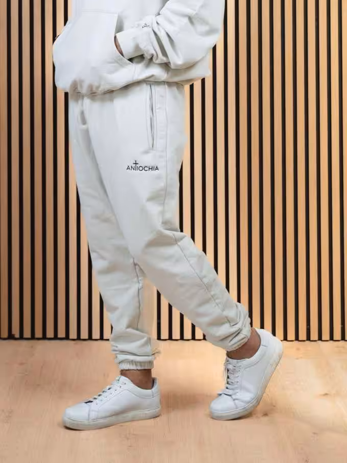 Moderner christlicher Marken-Sportanzug von mookho.de.