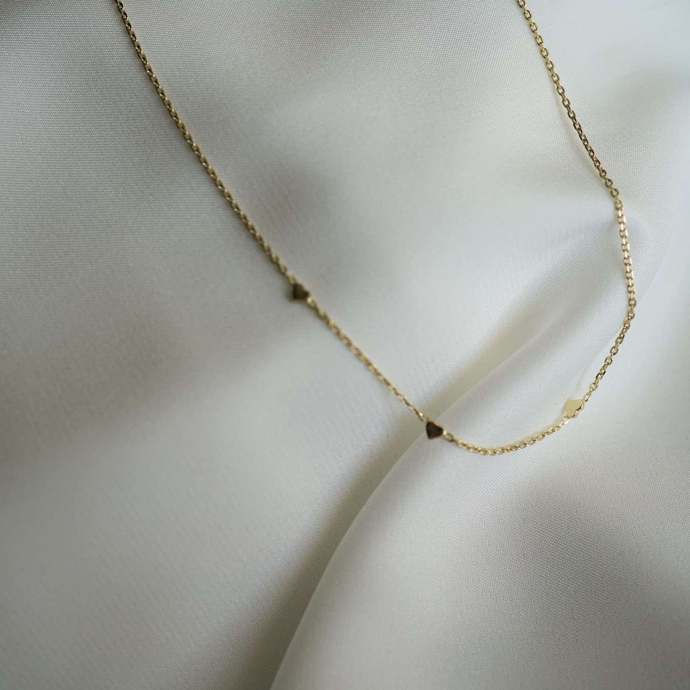 Endless Love | Christliche Kette – 925 Sterling Silber vergoldet – 42cm Länge – gold/roségold/silber 1 Feiner goldener Kreuz-Halskette, christliches Schmuckdesign, elegante religiöse Kette.