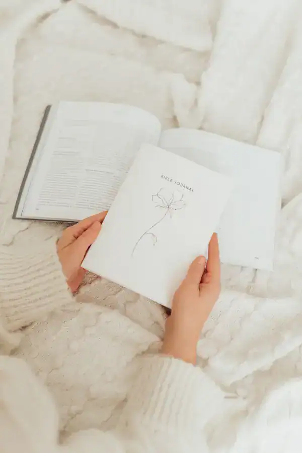 Einblick in eine Bibeljurnal auf Mookho.de - Marktplatz für christliche Marken.