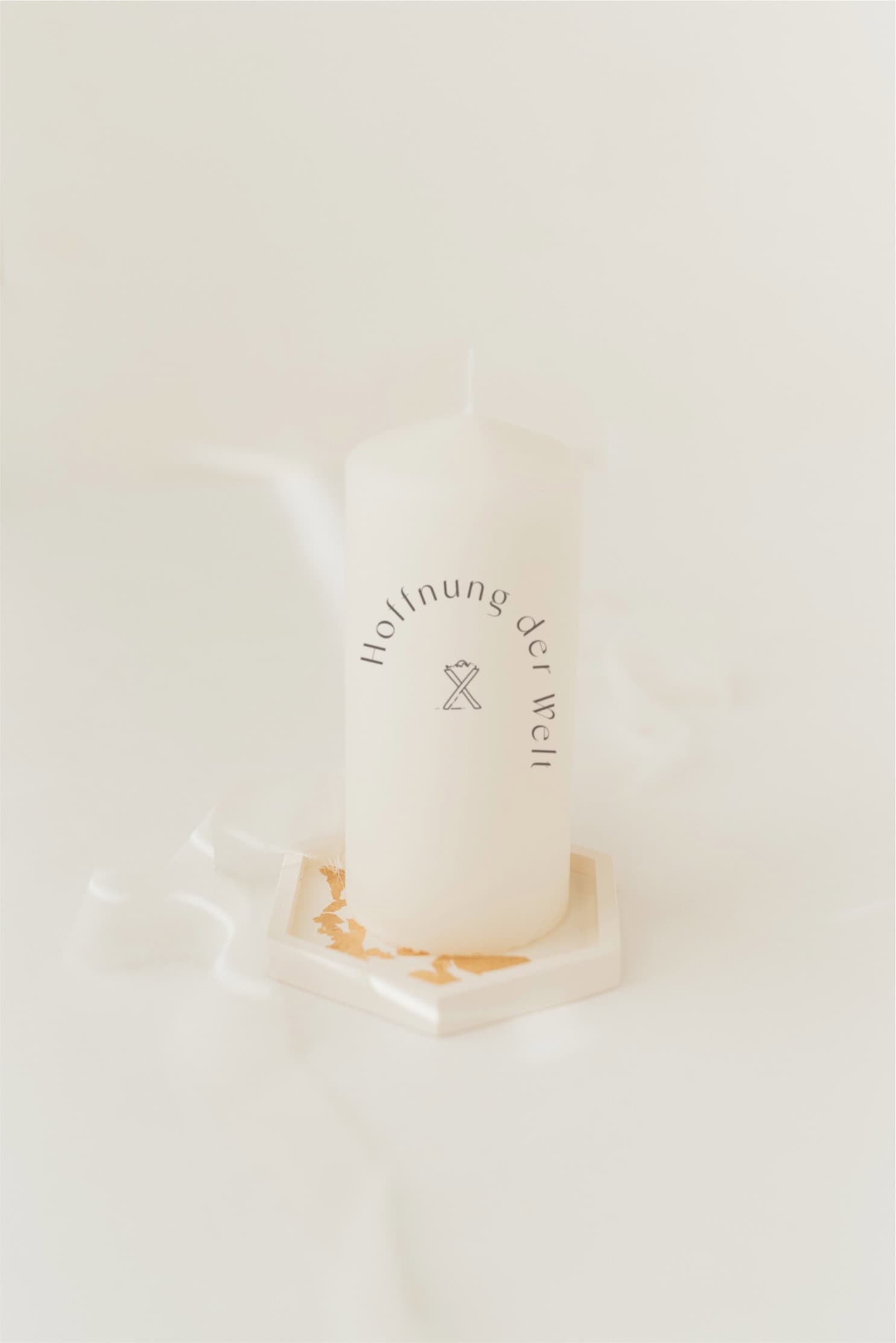 Kerze - HOFFNUNG DER WELT 2 Kerzen mit christlichem Aufdruck für Hoffnung und Glauben, spiritualle Dekoration.