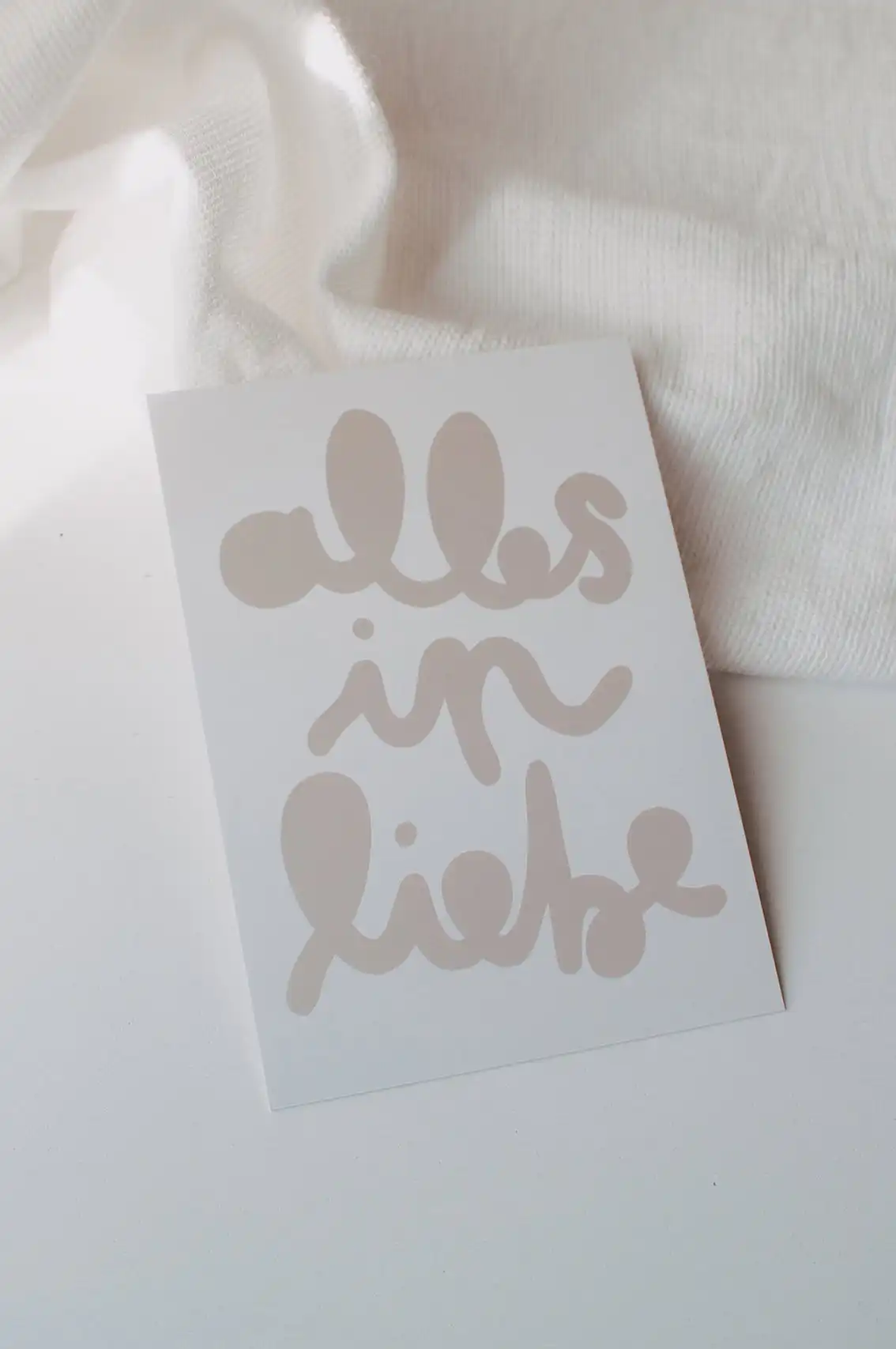 Inspirierende christliche Grußkarte auf weißem Hintergrund.