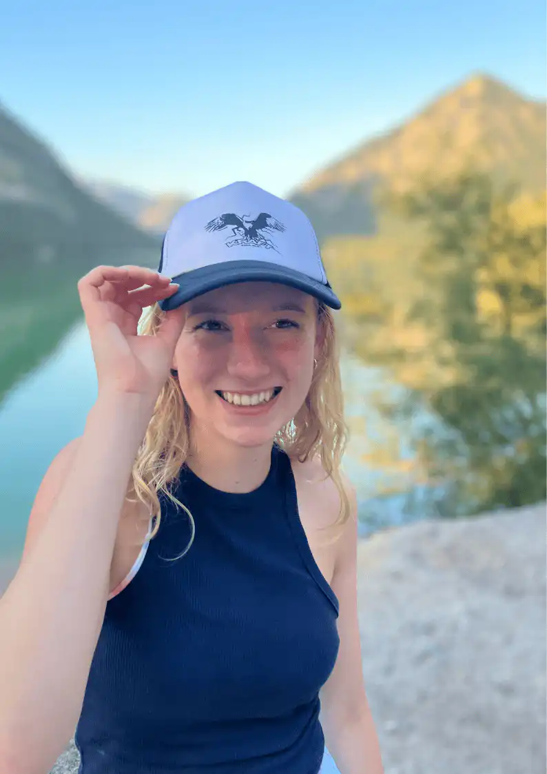 "Kraft" Adler Trucker-Cap 2 Modischer Christliche Baseball Cap mit Flügel-Design, perfekt für Christen, Mode, Outdoor.