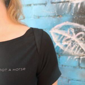 not a horse - Women Shirt – brave and free - Model front print