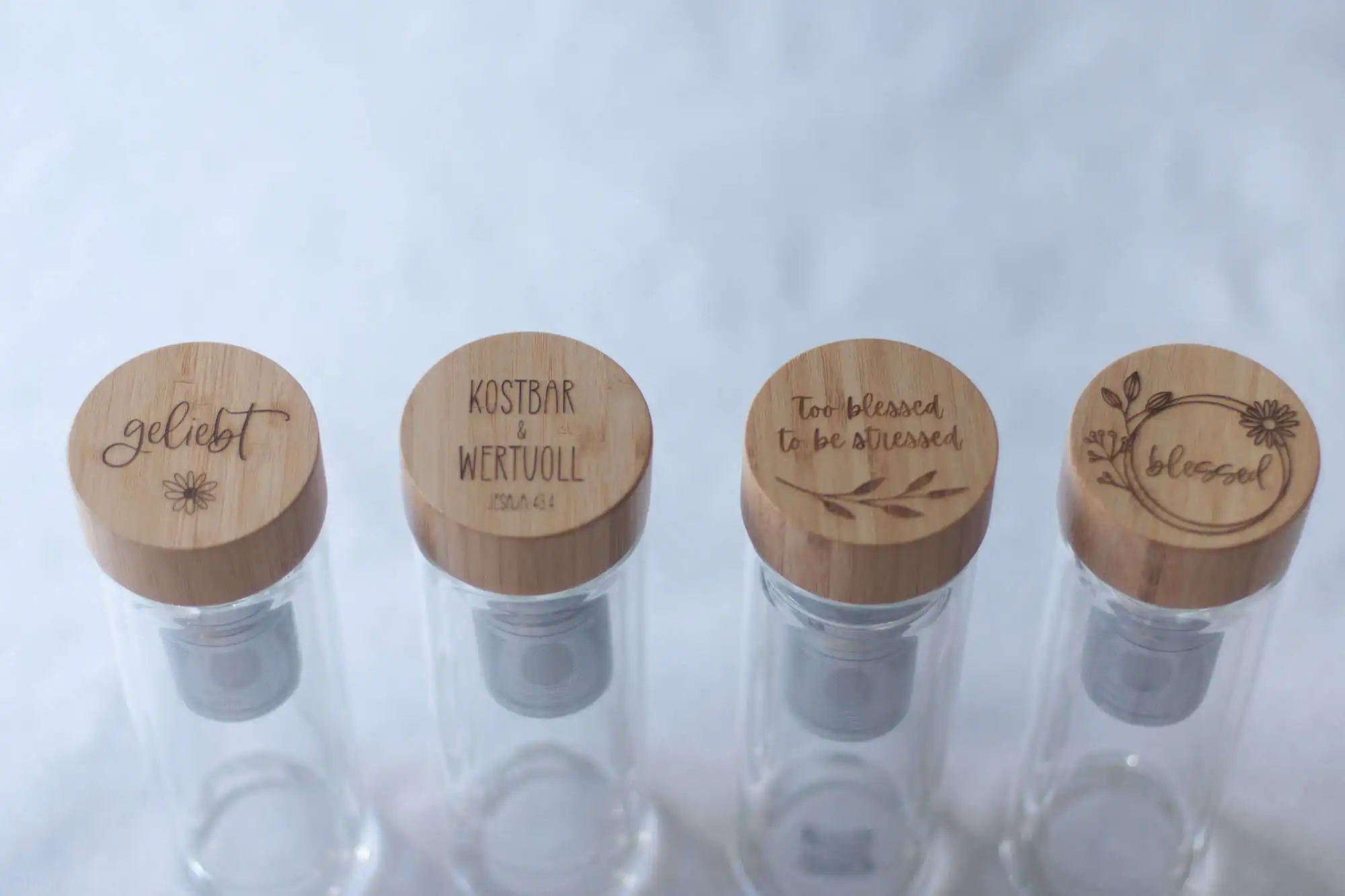 Doppelwandige Glasflasche mit Spruch 6 Liebevoll gestaltete Gläser mit christlichen Sprüchen, Holzdeckel, Geschenkideen.