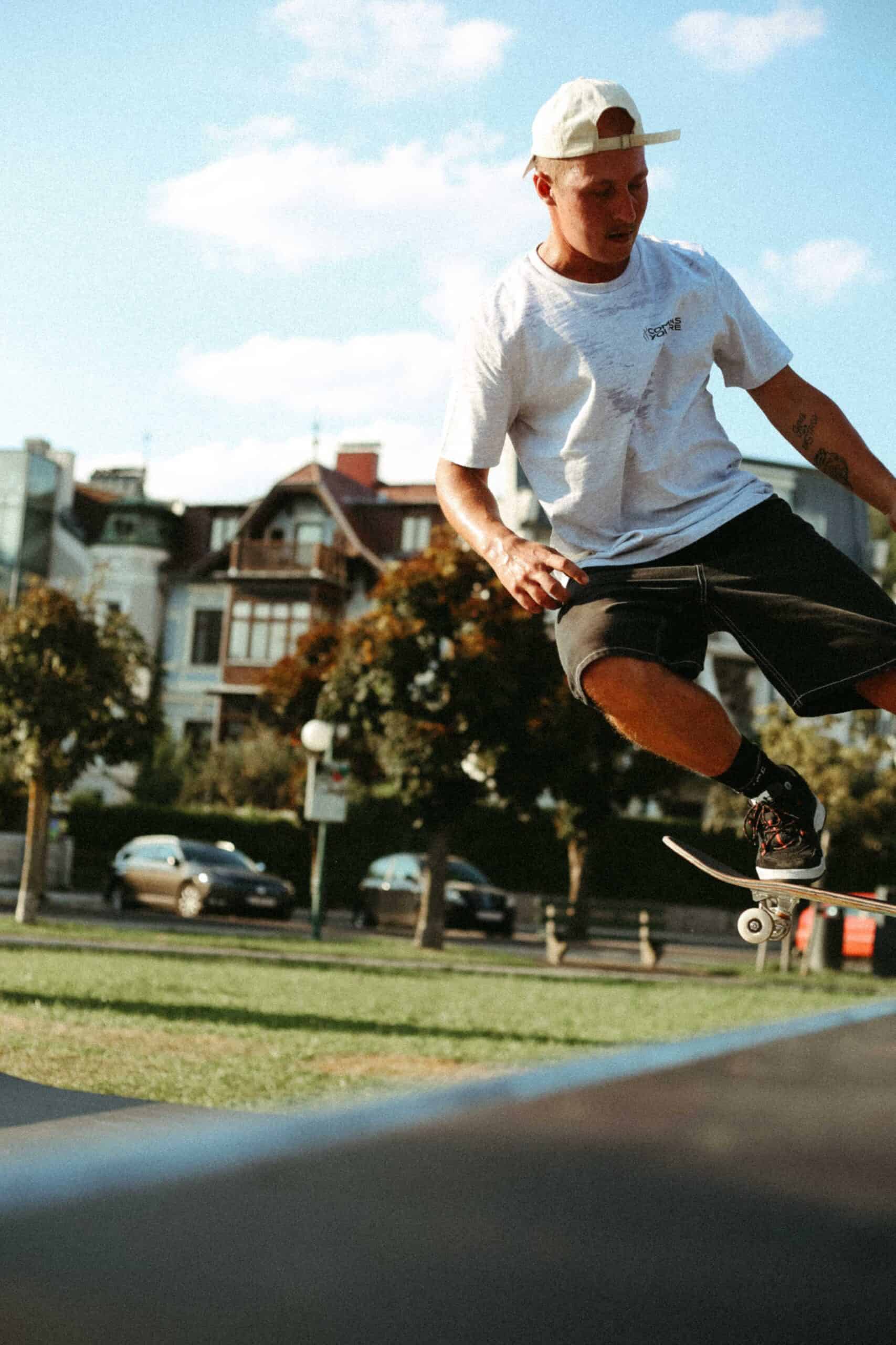 COME AS YOU ARE T-SHIRT GRAU 4 Lebensstil und christliche Inspiration, skateboarden, Streetwear für junge Christen.