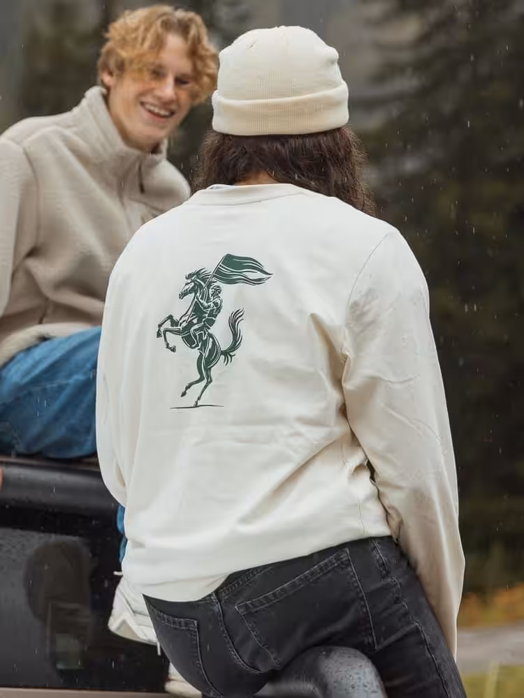 Stilvolle christliche Markenmode auf mookho.de entdecken, für glaubensstarke Outfits.