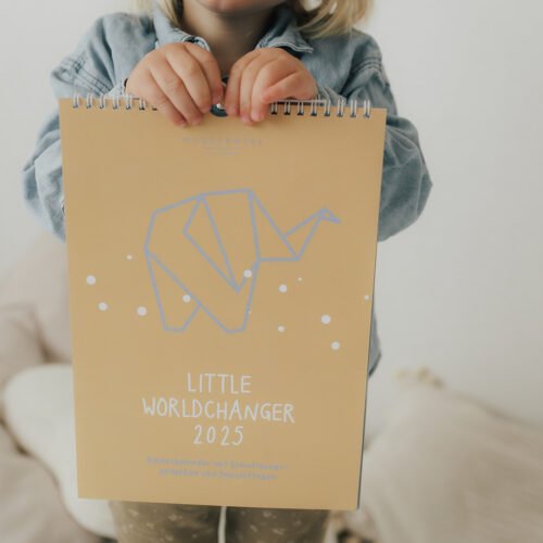 christliche Kleidung Kinderkalender 2025 - LITTLE WORLDCHANGER mookho