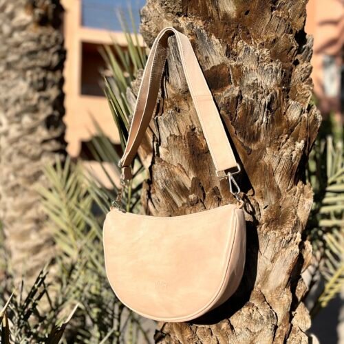 christliche Kleidung Leder Moon Bag "Asilah" VIVIFY Marokko
