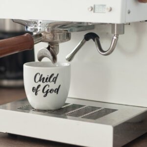 Christliche Tasse mit Spruch – stilvolle Keramiktasse Child of God von himmelhoch.art