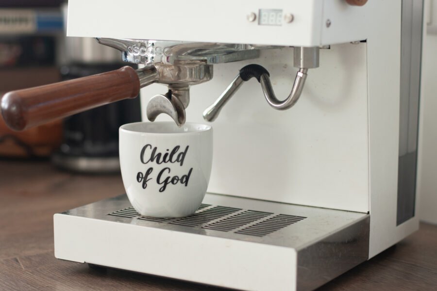 Christliche Tasse mit Spruch – stilvolle Keramiktasse Child of God von himmelhoch.art