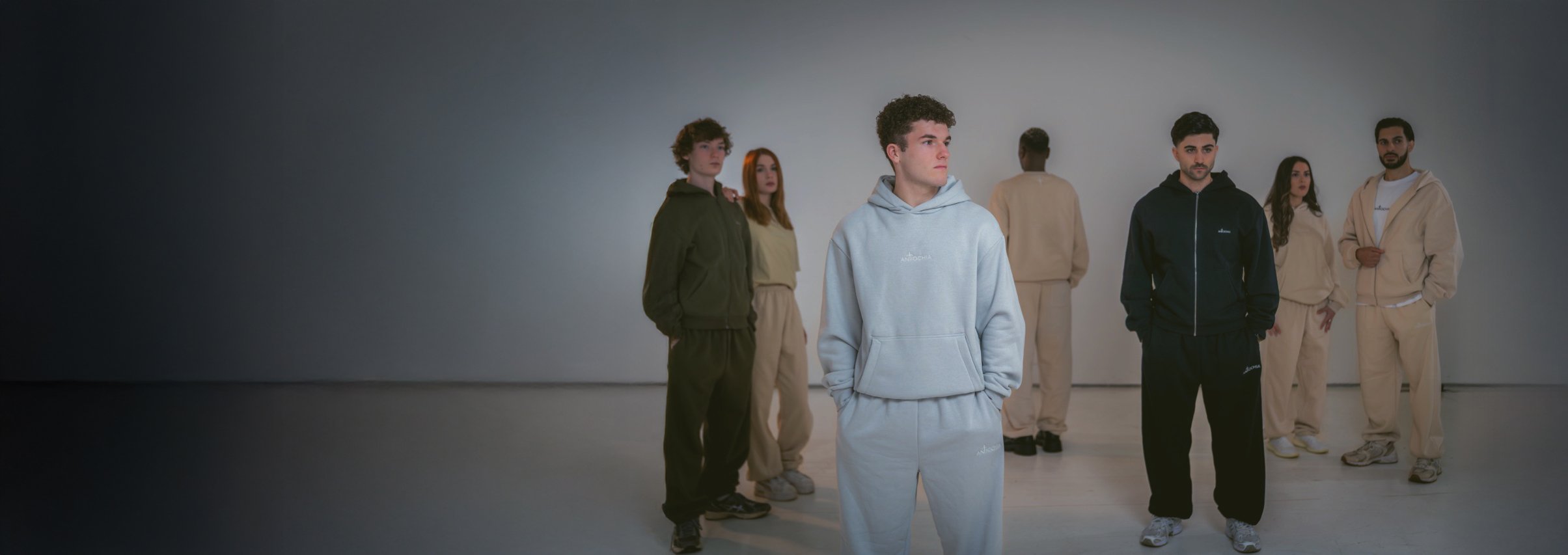 Moderne christliche Lifestyle-Bekleidung für junge Menschen auf mookho.de.