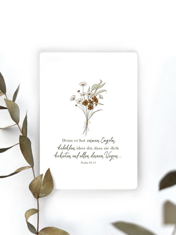 Blumenillustration mit Bibelvers auf weißem Hintergrund, dekoratives Gartendesign.