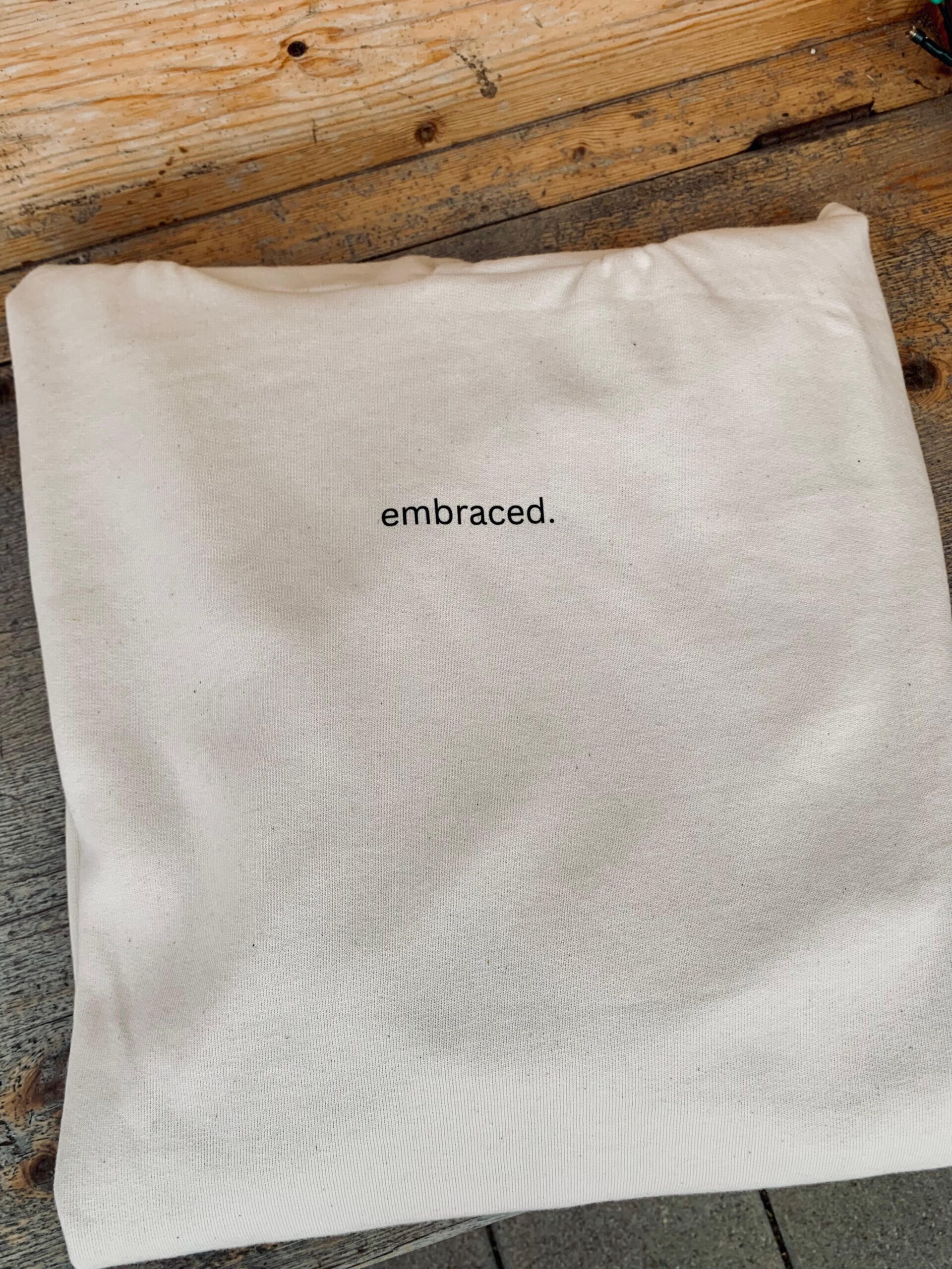 Moderne Christliche T-Shirt Mit Inspirierendem Aufdruck, Ideal Für Glaubensfans.