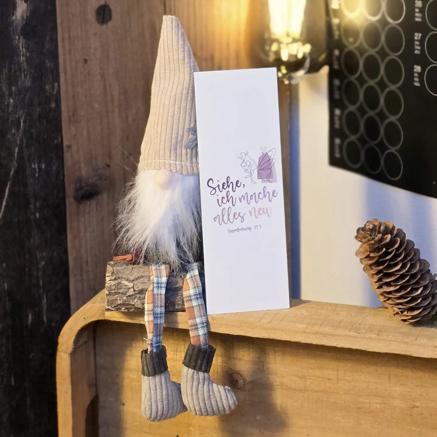 Freundlicher Weihnachtswichtel Mit Zopf, Geschenkidee, Christliches Dekor, Weihnachtsdeko, Mookho.de.