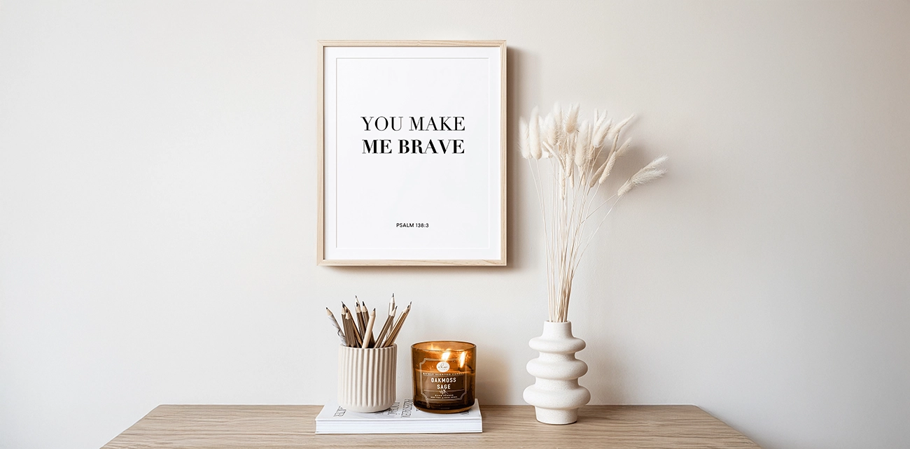 Christliche Wohnaccessoires dekorieren die Wohneinrichtung