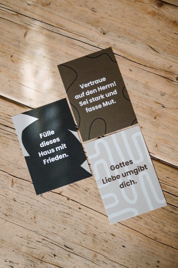Glaubenszitate auf christlichem Merchandise, christliche Sprüche, Bibelverse, christliche Motivation.