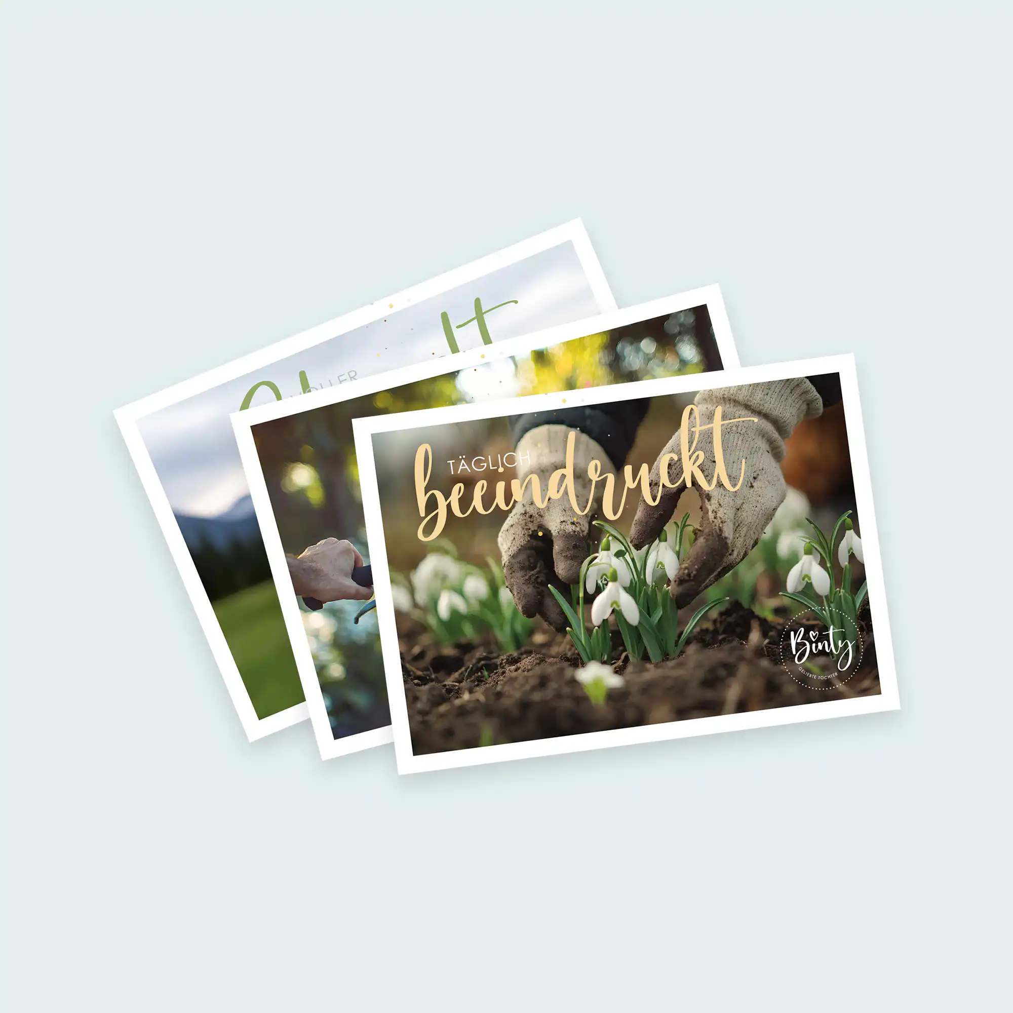 Postkarten Bundle | Frühlingsedition Bärbel 1 Tägliche Beindruckung mit Schneeglöckchen und Gartenhandschuhen.