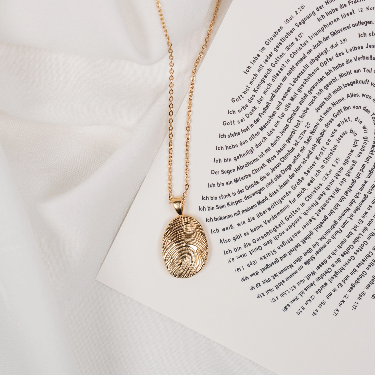 "In Christus" - Halskette | Identität in Christus | vergoldet 4 Goldenes Fingerabdruck-Halskettensymbol für christlichen Glauben.