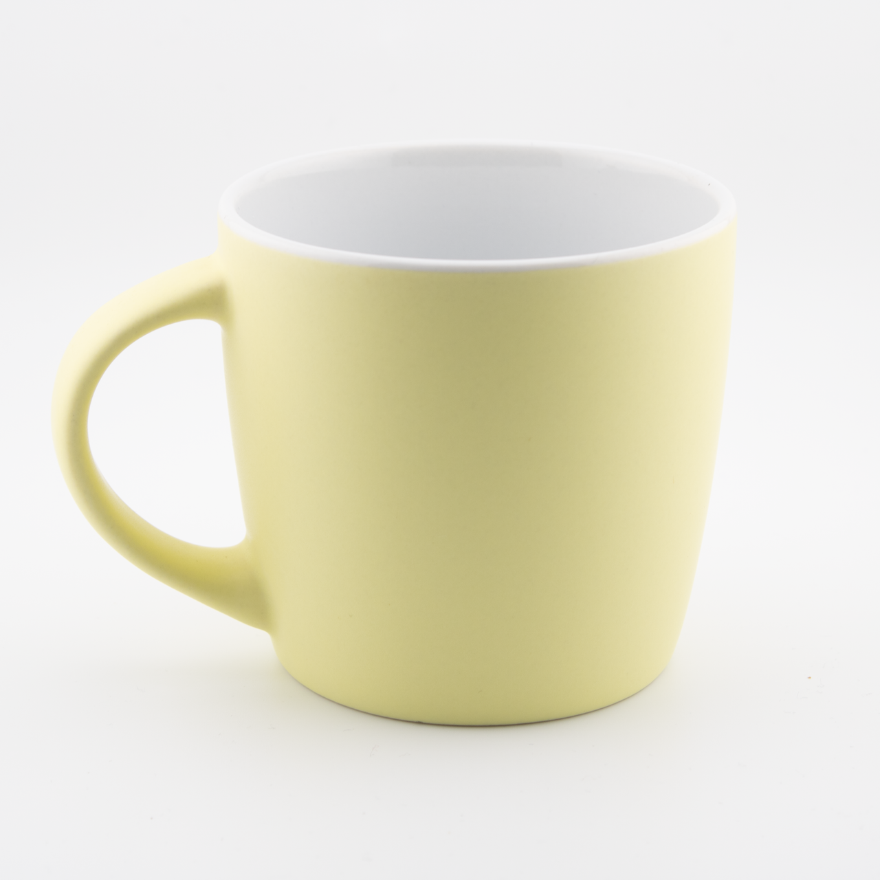 geliebte Tochter | Tasse 2 Gelbe Tasse auf weißem Hintergrund, ideal für christliche Markenprodukte.